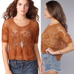 Free people knit "bloom" top size M retro 70s